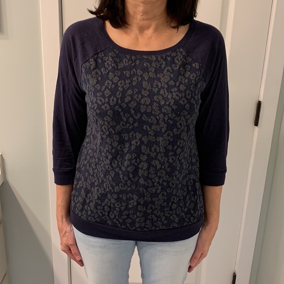 Gap Animal Print Shirt - Picture 2 of 14